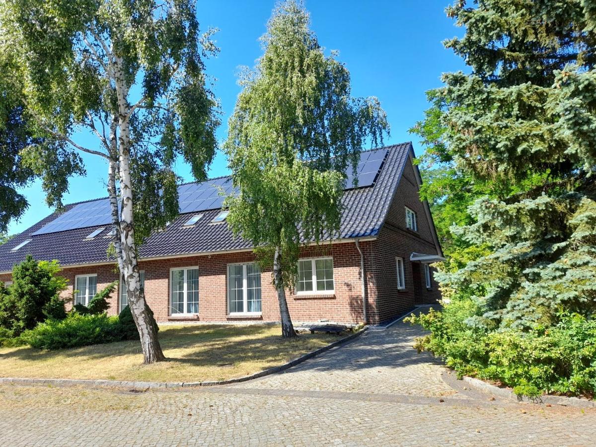 Gaestehaus Weinberge Elsterwerda Exterior photo